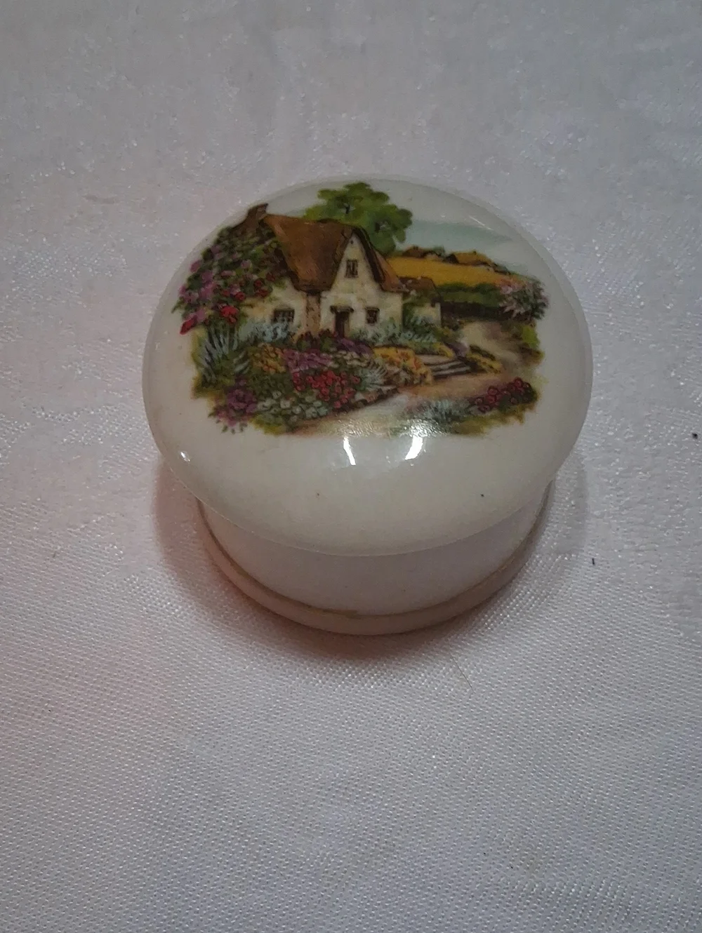 Vintage Porcelain Trinket Box with Cottage Scene - White